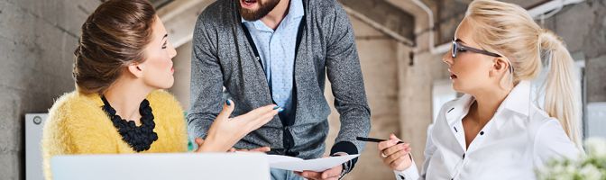 How to Resolve Conflict Between Employees Using Compromise