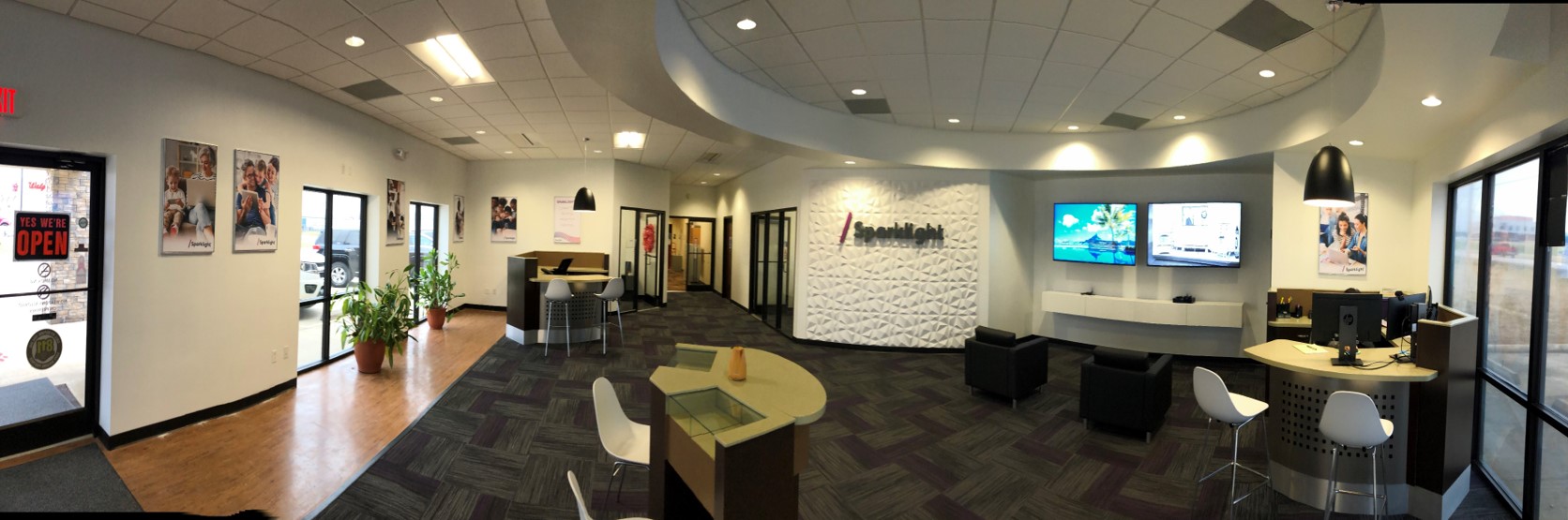 Interior office photo of Dexter, Missouri Sparklight Internet service provider office location. 